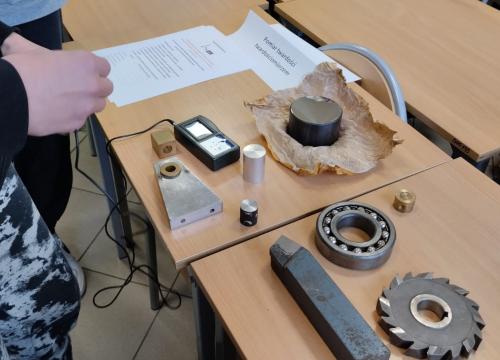 Spotkania z chemią i techniką