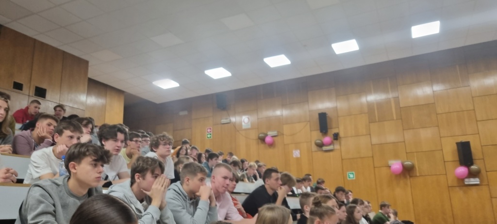 Osobliwości Świata Fizyki