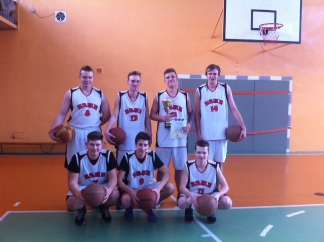 Liceum o profilu sportowym - biol-chem III
