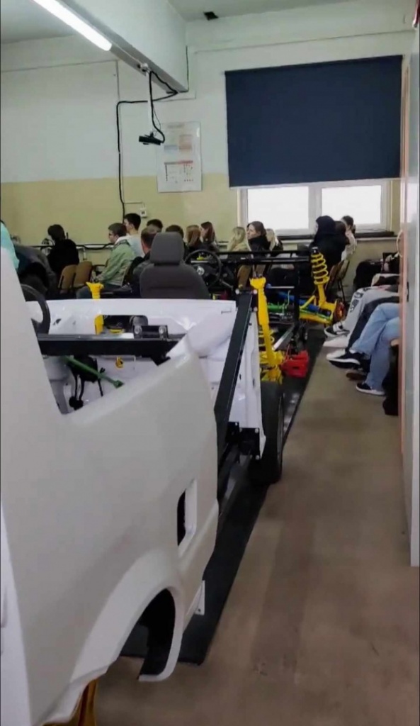 Klasy policyjne z wizytą w Szkole Policji w Katowicach