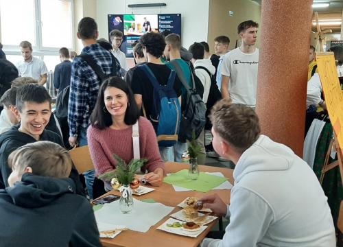 Wielkimi krokami do świąt!