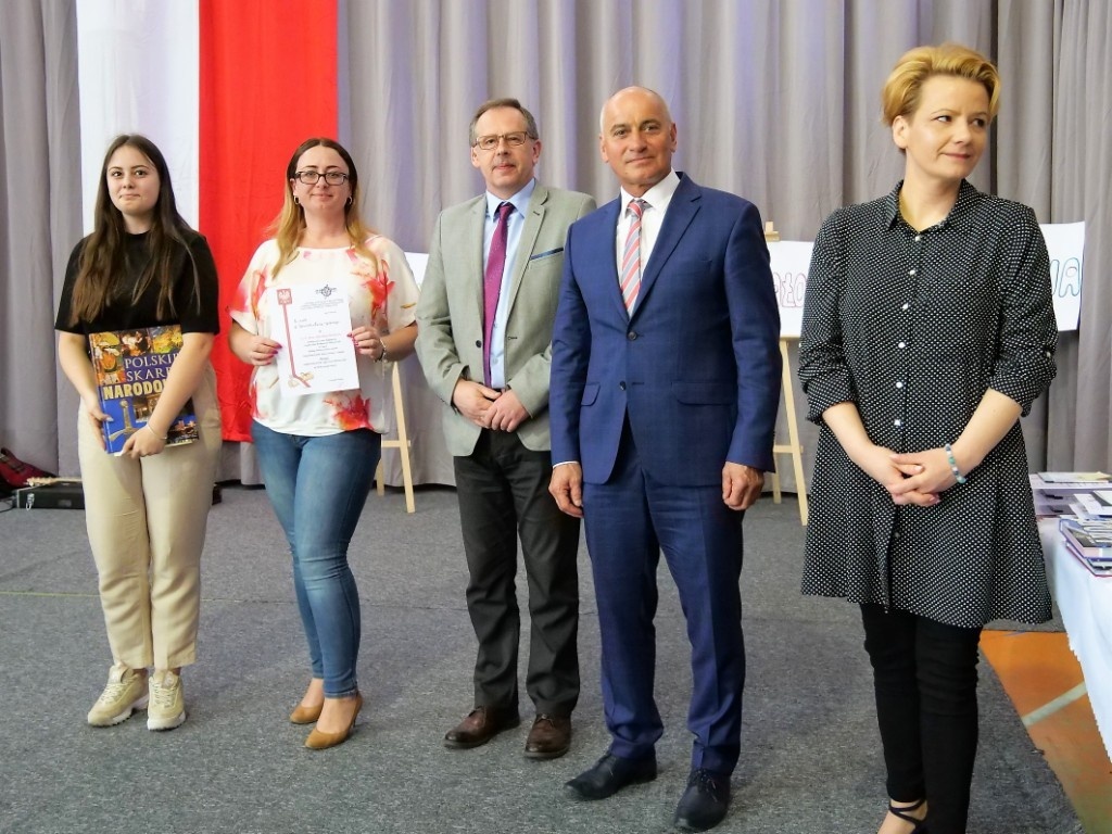 Zakończenie roku szkolnego - maturzyści 2019